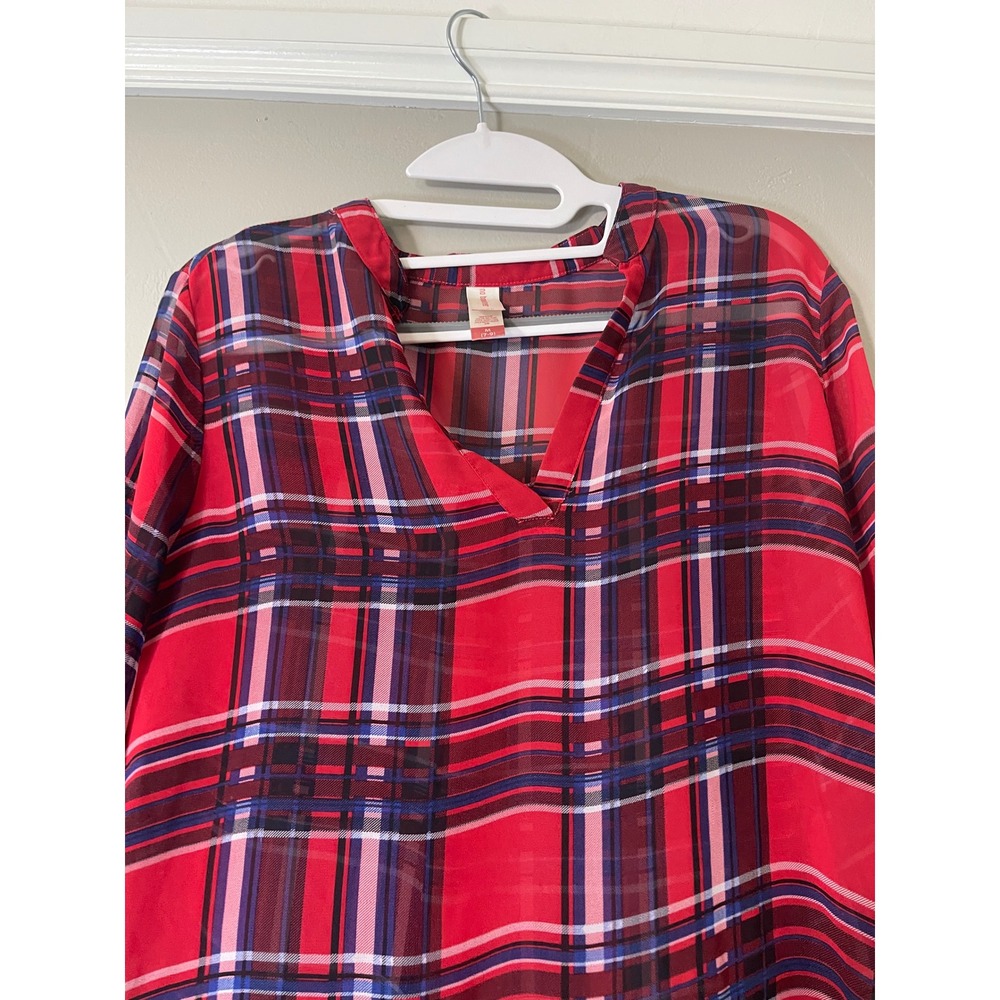 No Boundaries Womens Red Plaid Sheer Roll Tab Sleeve High Low Blouse Size M 7-9 - Picture 2 of 7